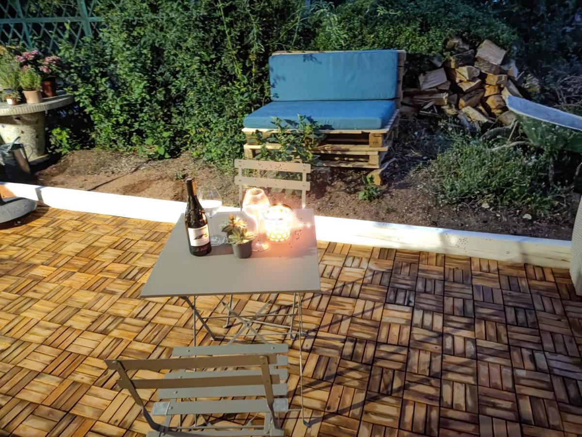 Superbe Appartement Avec Jacuzzi Avec Jardin Prive Lyon Exterior photo